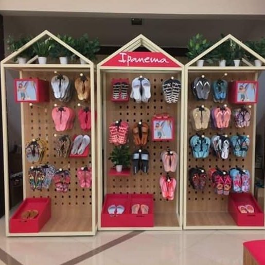 Nossa linha comercial de mostruários estão a disposição para sua loja !