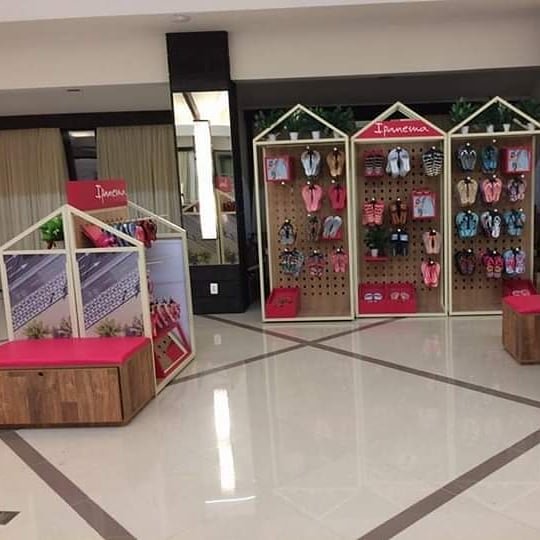 Nossa linha comercial de mostruários estão a disposição para sua loja ! (1)